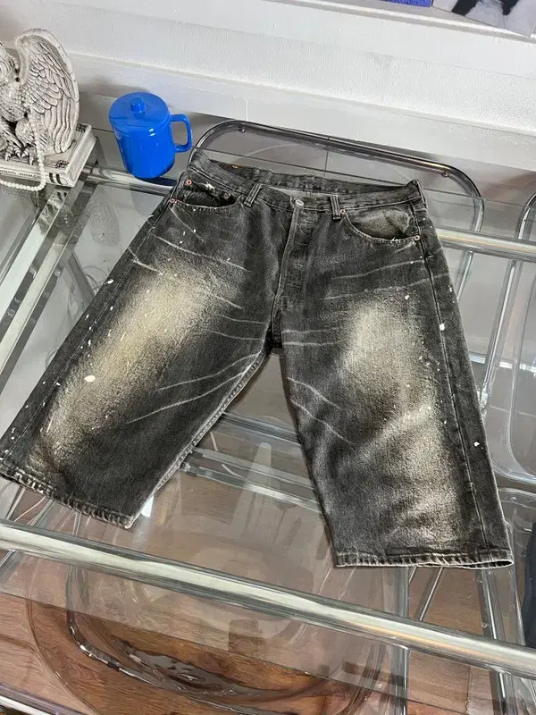 Levis 501 painted shorts